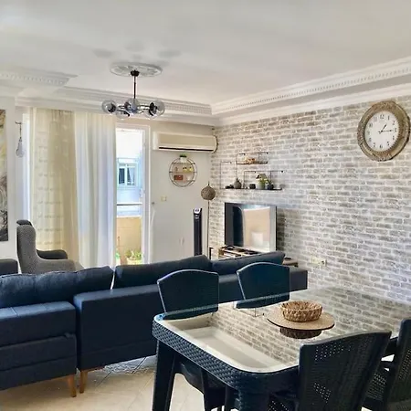 Chez Agus 2br Near The شقة ألانيا